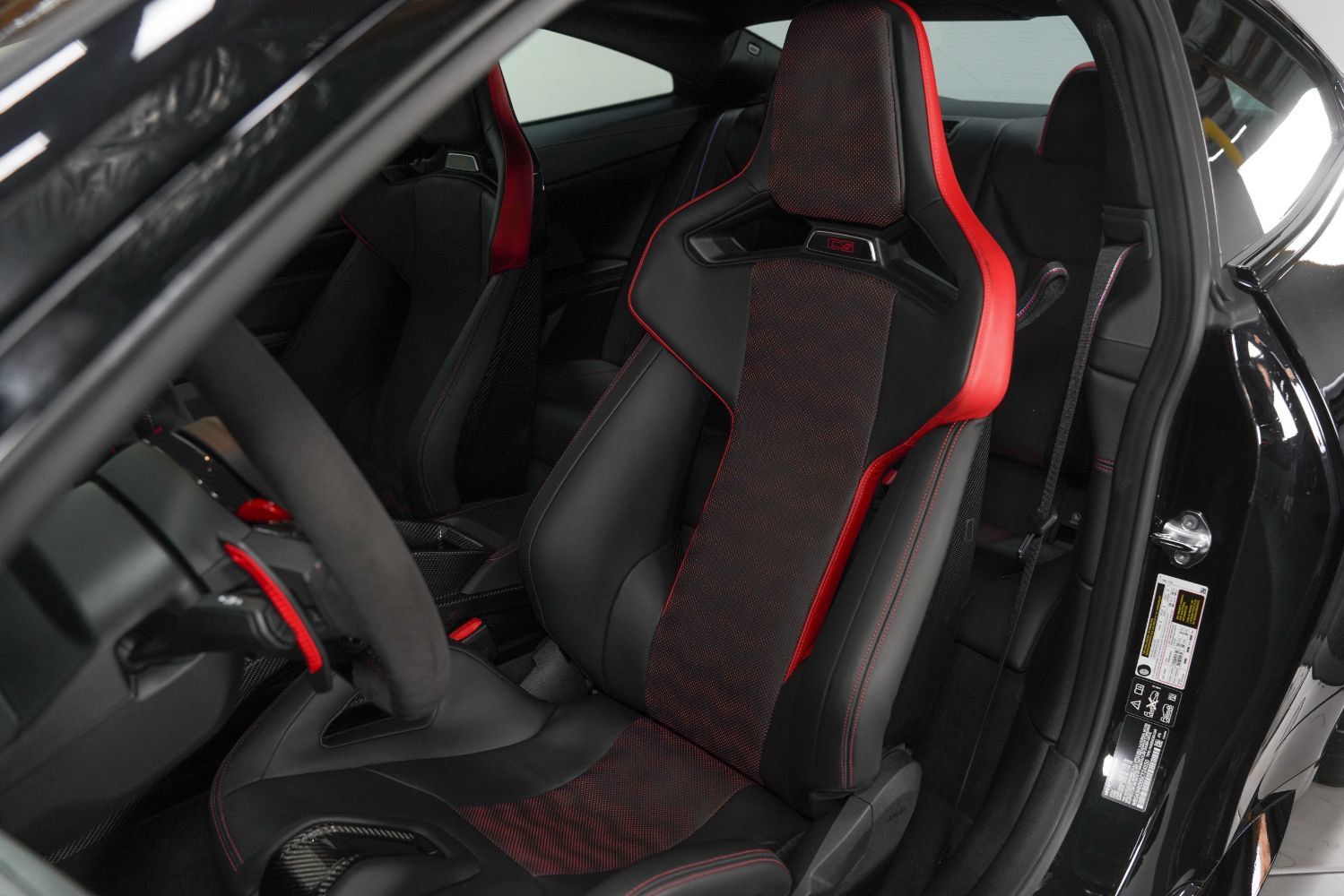 Used 2025 BMW M4 CS AWD/4WD image 40