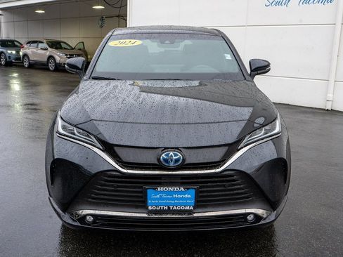 Used 2024 Toyota Venza Nightshade image 4