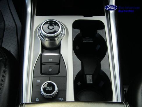 Certified 2024 Ford Explorer XLT w/ Equipment Group 202A AWD/4WD image 32