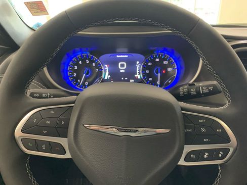 New 2026 Chrysler Pacifica Select image 23