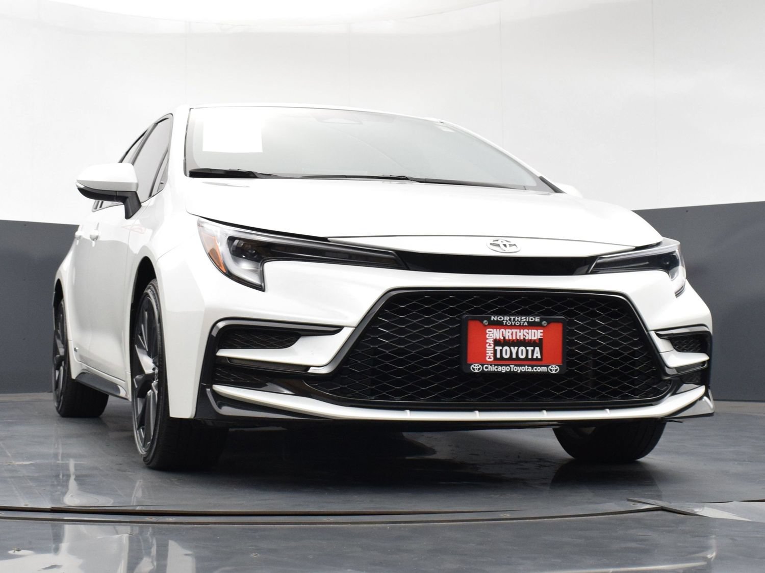 Used 2026 Toyota Corolla SE w/ SE Premium Package AWD/4WD image 29