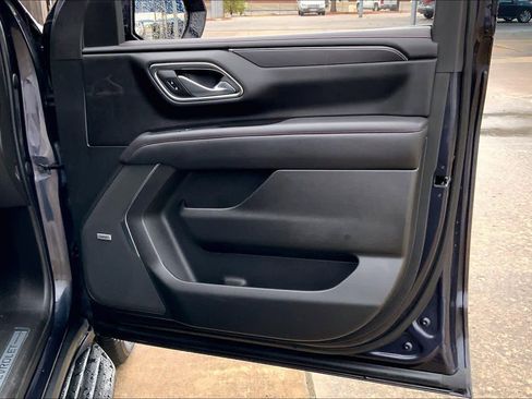 Used 2022 Chevrolet Tahoe RST w/ Sport Performance Package image 21