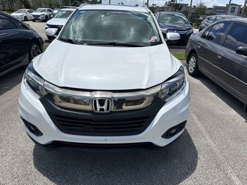 Used 2020 Honda HR-V EX image 2