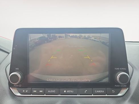 Used 2021 Nissan Sentra SV image 24