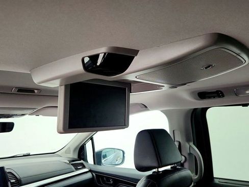 Used 2023 Honda Odyssey Touring image 23