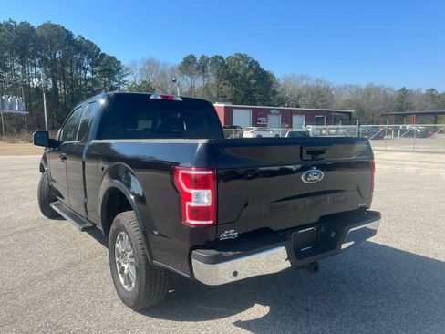 Used 2019 Ford F150 Lariat image 6