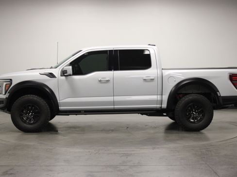Used 2025 Ford F150 Raptor AWD/4WD image 5