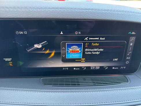 Used 2019 Mercedes-Benz S 560 4MATIC Sedan w/ AMG Line Exterior image 44