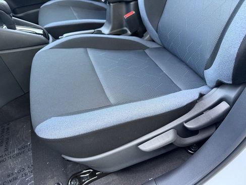 New 2025 Nissan Versa SV w/ Trunk Package image 19