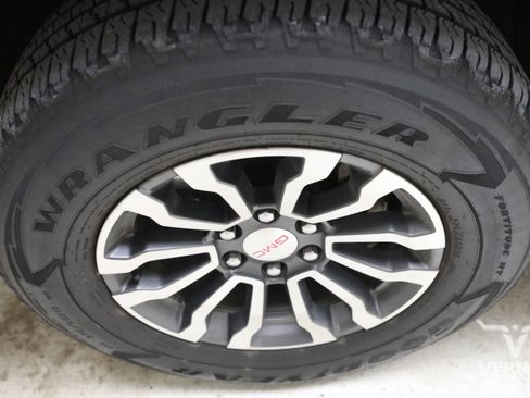 Used 2022 GMC Sierra 1500 AT4 AWD/4WD image 10
