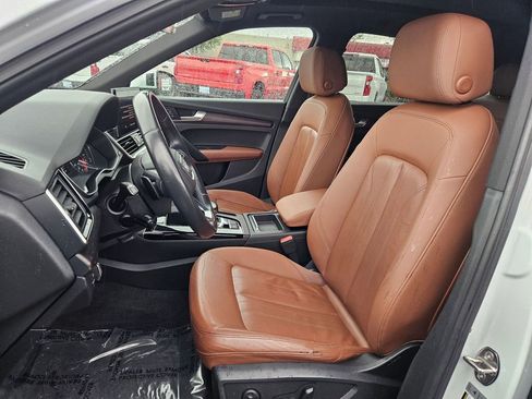 Used 2021 Audi Q5 2.0T Premium w/ Convenience Package image 14
