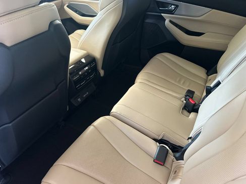 Used 2024 Acura MDX FWD w/ Technology Package image 12