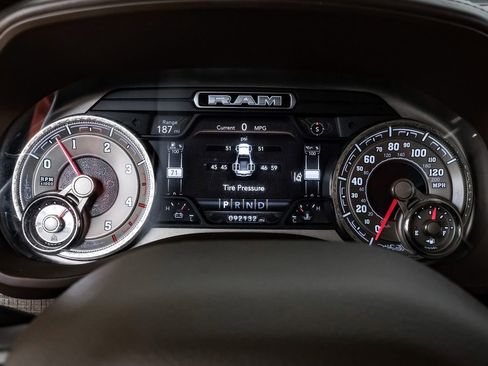 Used 2020 RAM 3500 Limited image 15