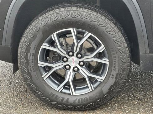 Used 2024 GMC Acadia AT4 w/ Super Cruise Package image 48