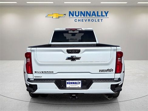New 2026 Chevrolet Silverado 3500 High Country w/ High Country Premium Package image 4