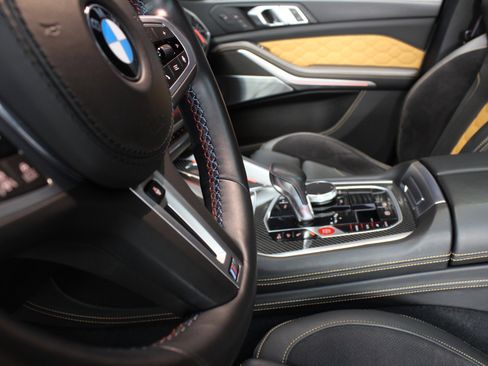 Used 2021 BMW X5 M w/ Competition Package image 34