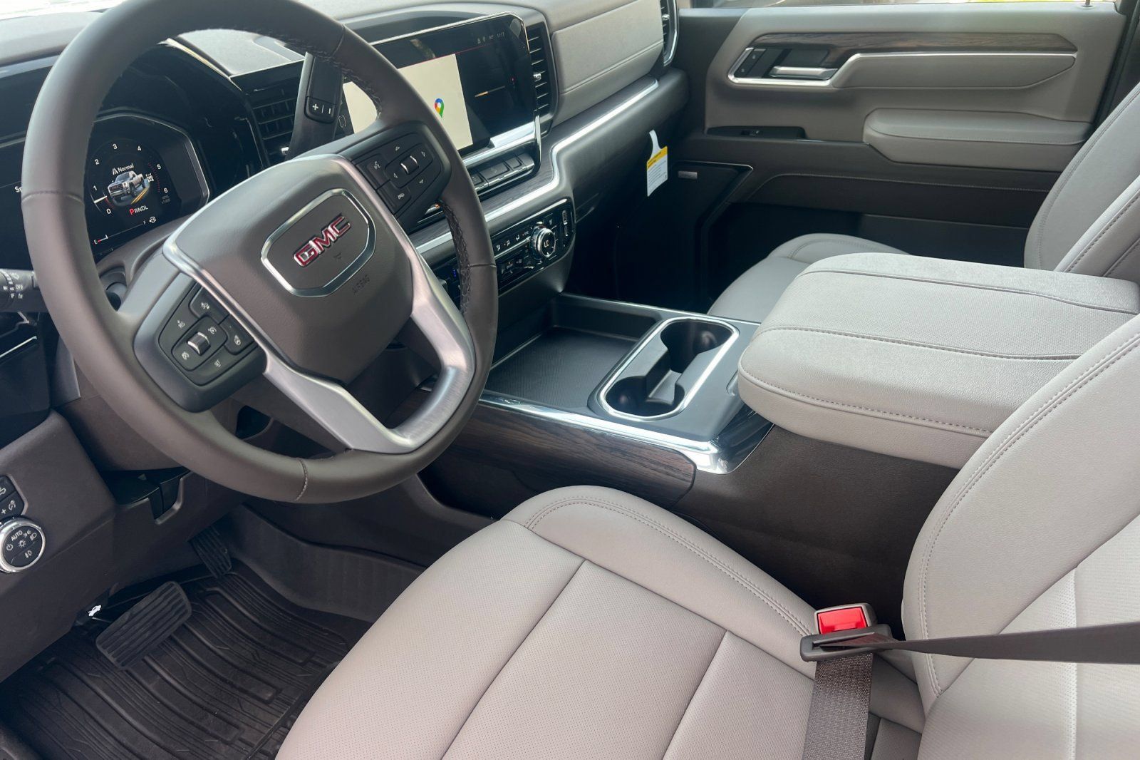 New 2026 GMC Sierra 2500 SLT w/ SLT Premium Package AWD/4WD image 7