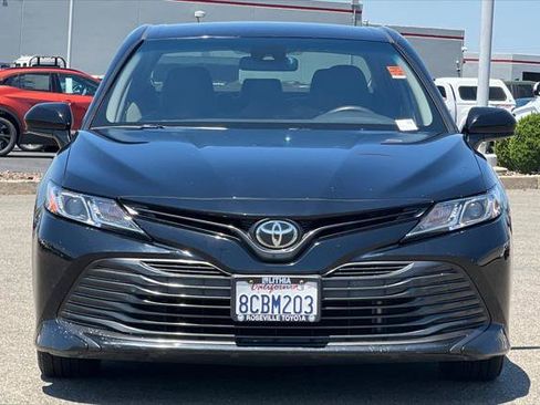 Certified 2018 Toyota Camry LE FWD image 10