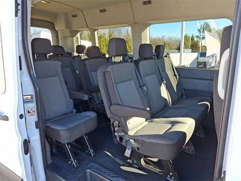 Used 2023 Ford Transit 350 XLT image 8
