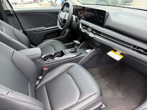 New 2026 Kia K4 EX FWD image 22