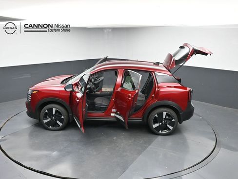 New 2026 Nissan Kicks SR FWD image 47