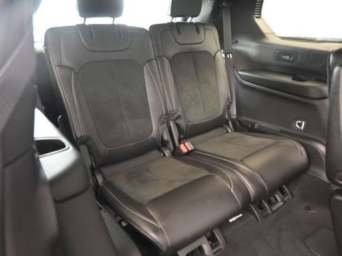 Used 2025 Jeep Grand Cherokee L Altitude AWD/4WD image 14