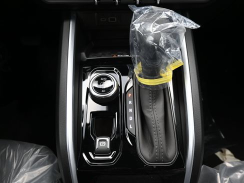 New 2026 Chevrolet Colorado Trail Boss AWD/4WD image 19