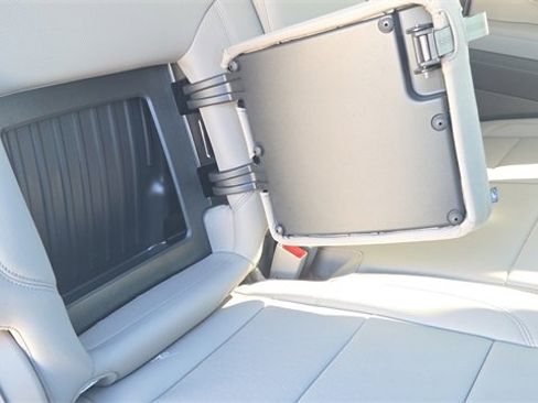 New 2026 GMC Sierra 1500 SLT w/ SLT Premium Package image 19