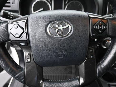 Used 2023 Toyota 4Runner TRD Off-Road Premium image 17