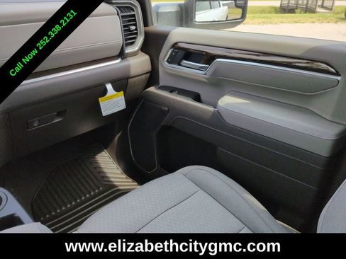 New 2026 GMC Sierra 2500 SLE image 17