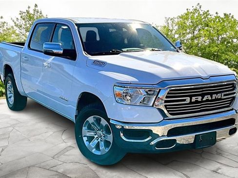 Used 2024 RAM 1500 Laramie image 11