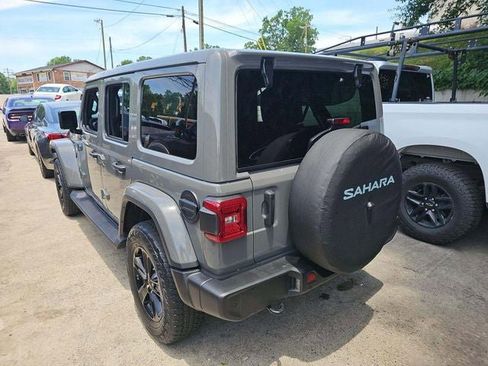 Used 2021 Jeep Wrangler Unlimited Sahara AWD/4WD image 4