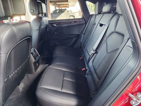 Used 2024 Porsche Macan w/ Premium Plus Package image 71