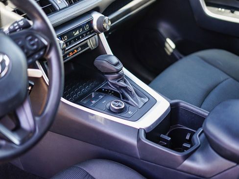 Certified 2024 Toyota RAV4 LE AWD/4WD image 23