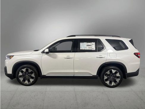 New 2026 Honda Pilot Elite image 2