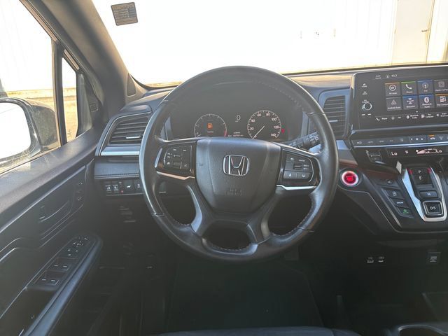 Used 2025 Honda Odyssey Sport-L image 13