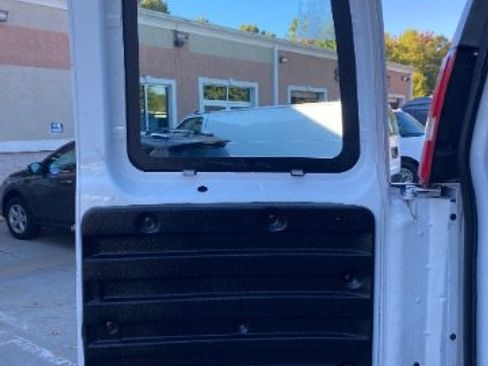 Used 2019 Chevrolet Express 2500 image 15