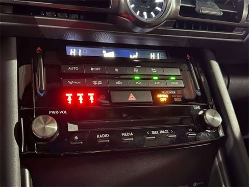 Used 2025 Lexus IS 350 F Sport image 35