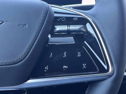 New 2026 Cadillac Lyriq V image 29