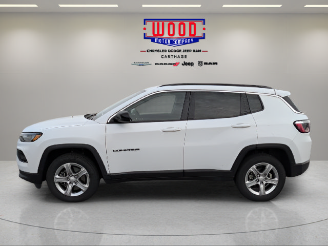 Used 2024 Jeep Compass Latitude AWD/4WD image 6