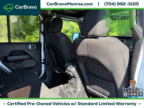 Used 2023 Jeep Wrangler Unlimited Sahara AWD/4WD image 28