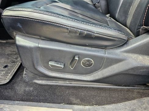 Used 2020 Ford F150 Platinum w/ Technology Package AWD/4WD image 14