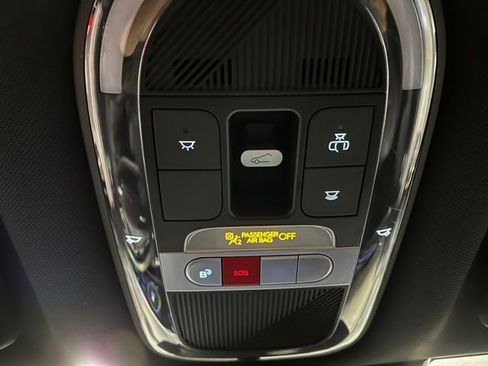 Used 2024 Hyundai Ioniq 6 Limited image 26