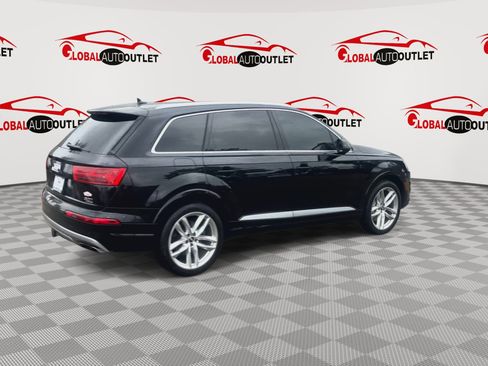 Used 2018 Audi Q7 3.0T Prestige AWD/4WD image 8