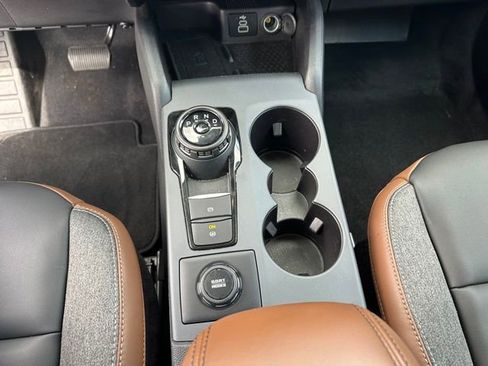 Used 2024 Ford Bronco Sport Outer Banks w/ Tech Package image 18