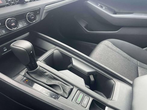 Certified 2025 Honda Accord SE image 29