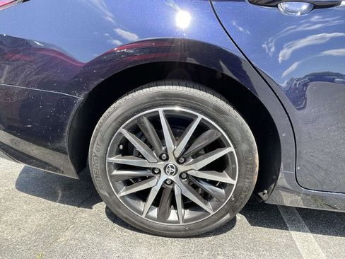 Used 2022 Toyota Camry XLE FWD image 24
