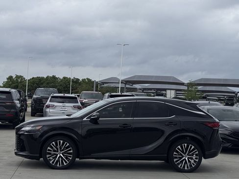 Used 2023 Lexus RX 350 Premium Plus w/ Cold Area Package AWD/4WD image 3