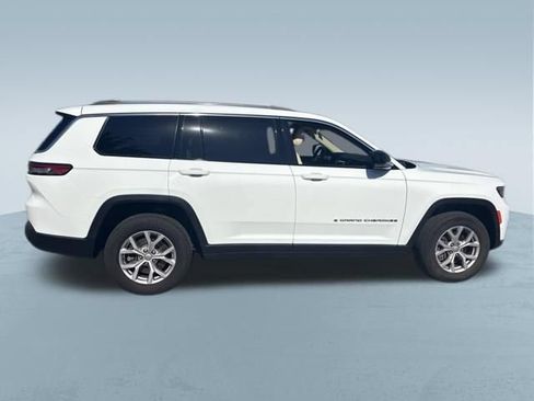 Used 2022 Jeep Grand Cherokee L Limited w/ Luxury Tech Group II AWD/4WD image 9