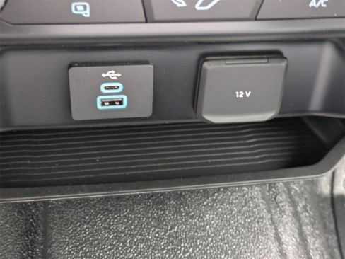 New 2025 Ford F250 XL w/ XL Chrome Package image 22